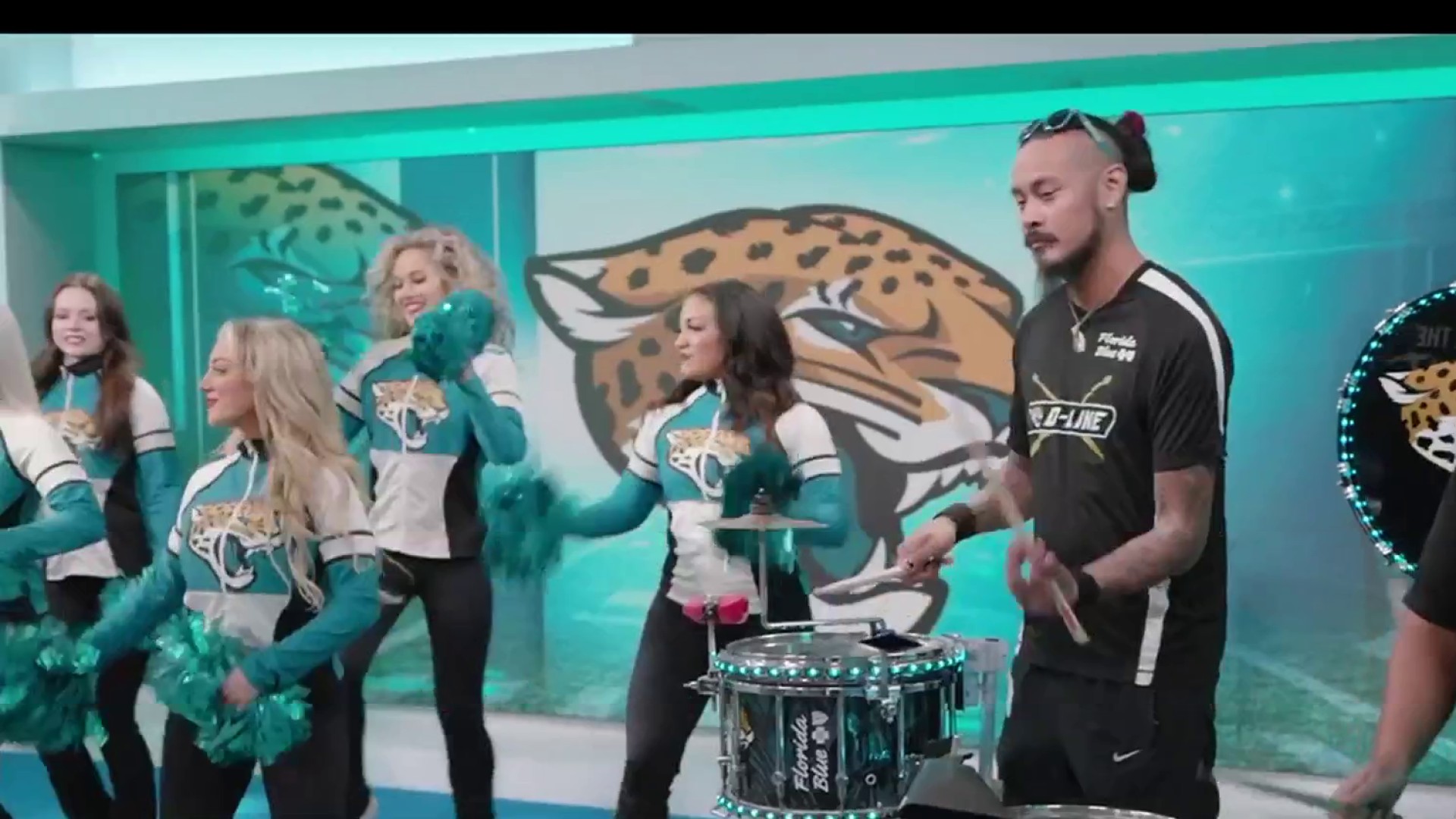 Jaguars D-line and Roar join us for Pregame Party