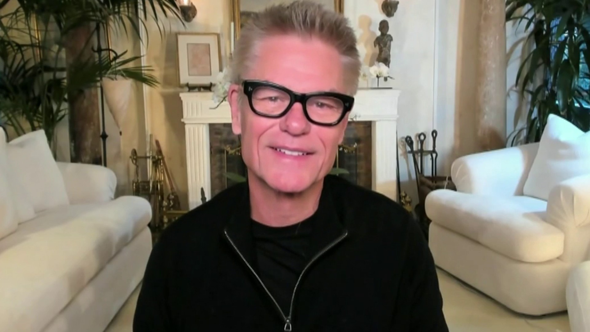 Harry Hamlin teams up with Jane Fonda, Lily Tomlin, Sally Field and Rita  Moreno