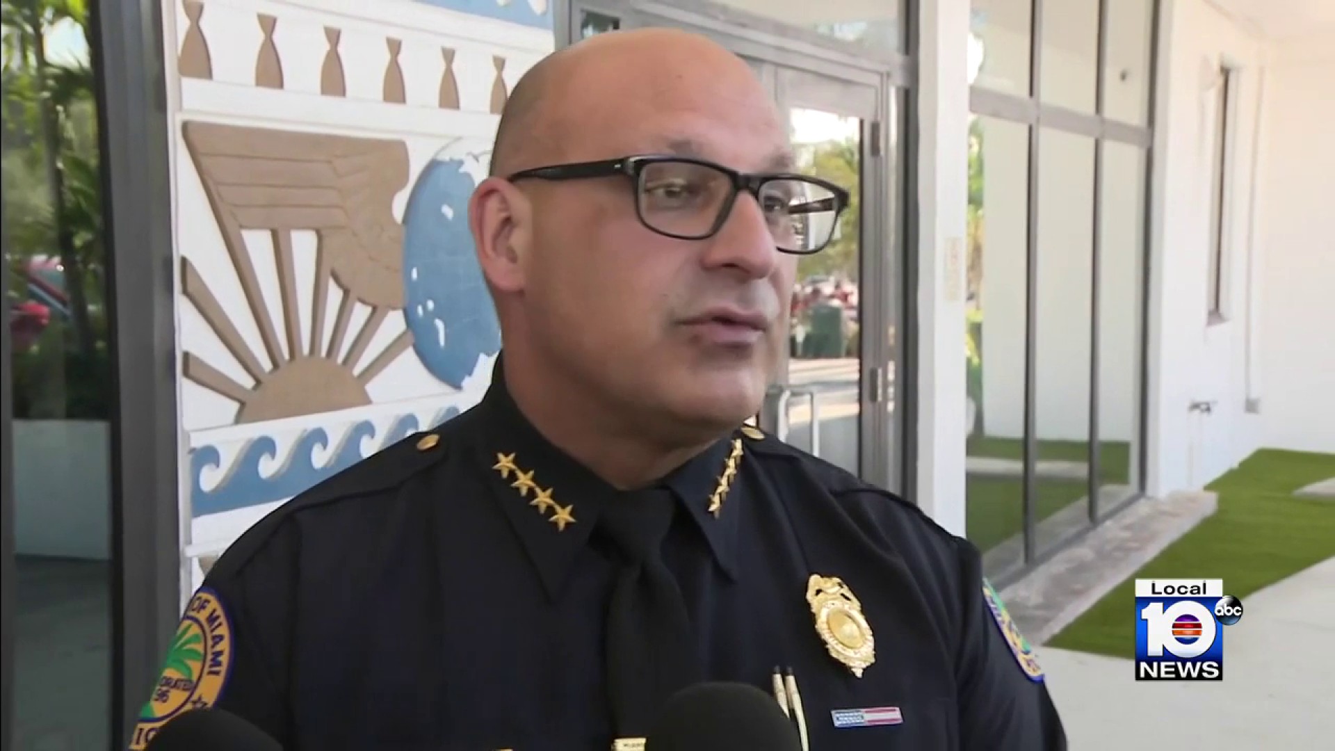Miami police chief calls veteran sergeant 'disgruntled' after harsh  retirement message