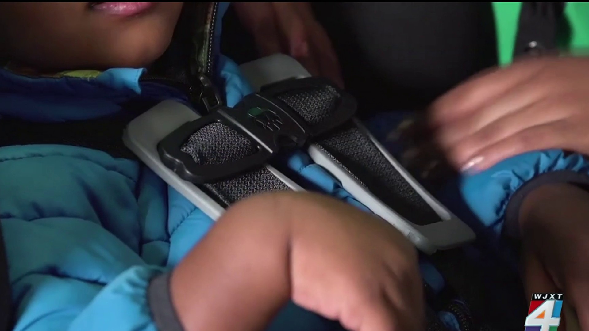 New federal safety standards now in effect for child car seats