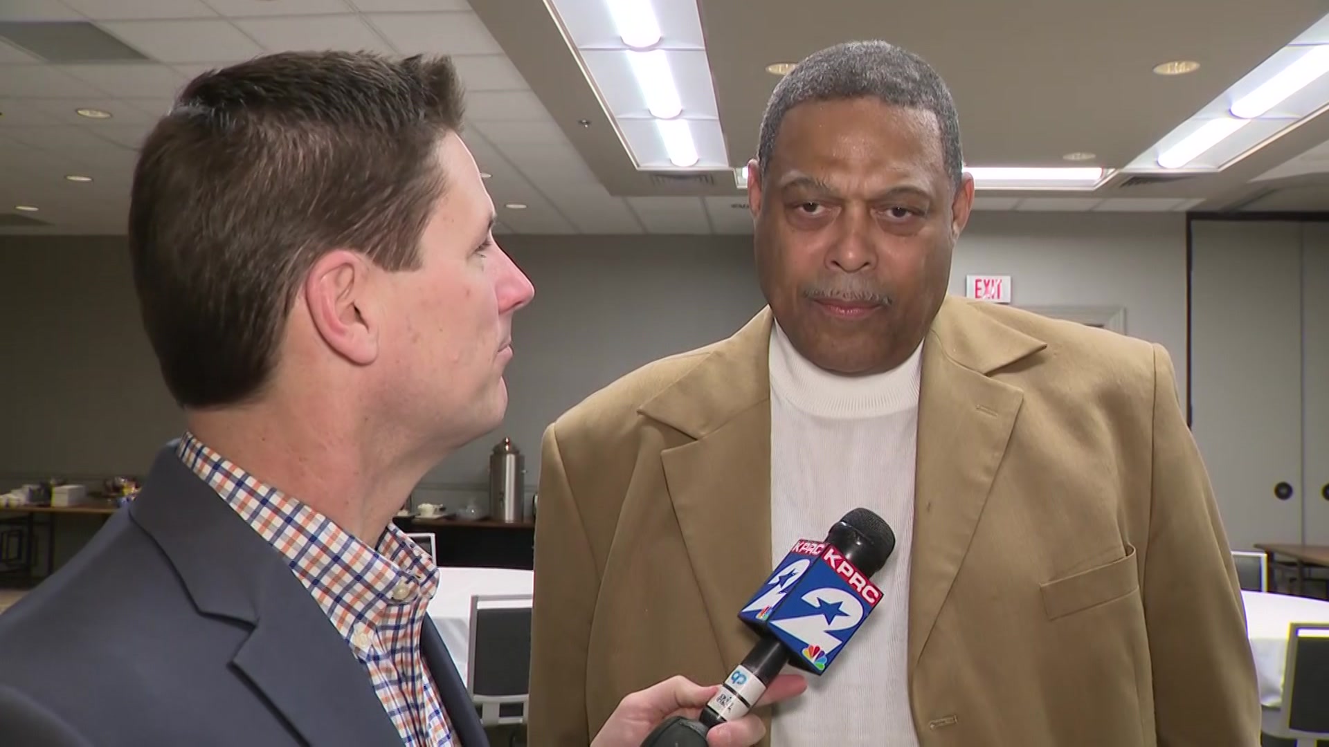 Former Houston Oilers' Robert Brazile elected to Hall of Fame