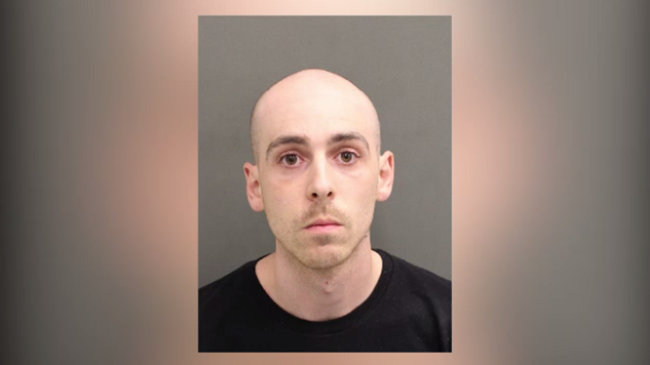 Youtuber Streams Arrest At Disney S Epcot Center After Claiming Bag Was Stolen