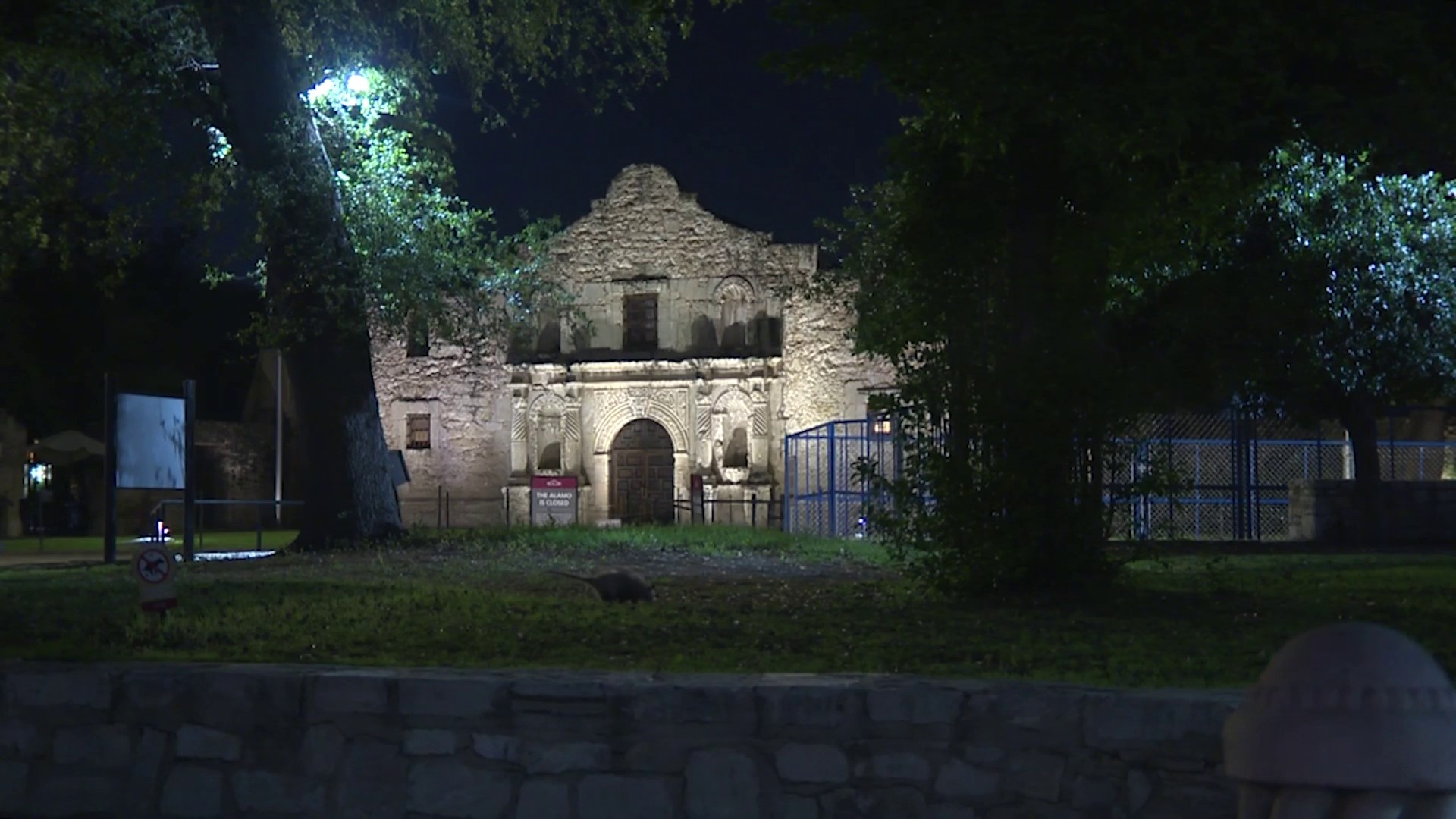 San Antonio walking tours to shake the coronavirus quarantine blues: The  Shops at La Cantera