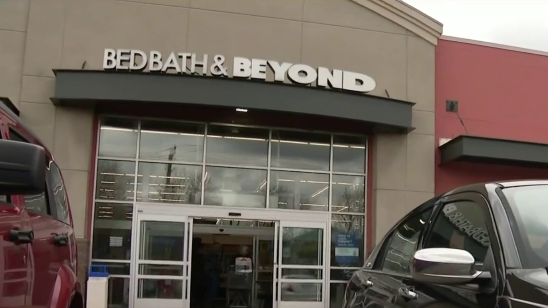 Save Up to 50% During Bed Bath & Beyond's Winter Clearance Sale