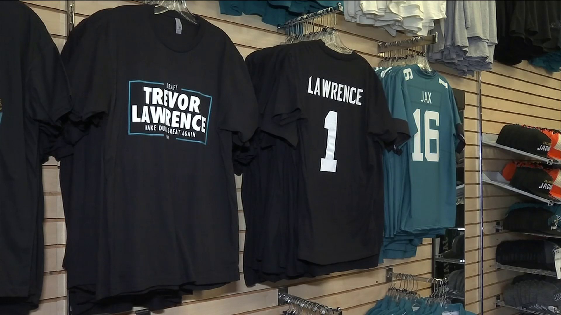 Jacksonville Beach sports apparel shop already selling Jaguars Trevor  Lawrence t-shirts