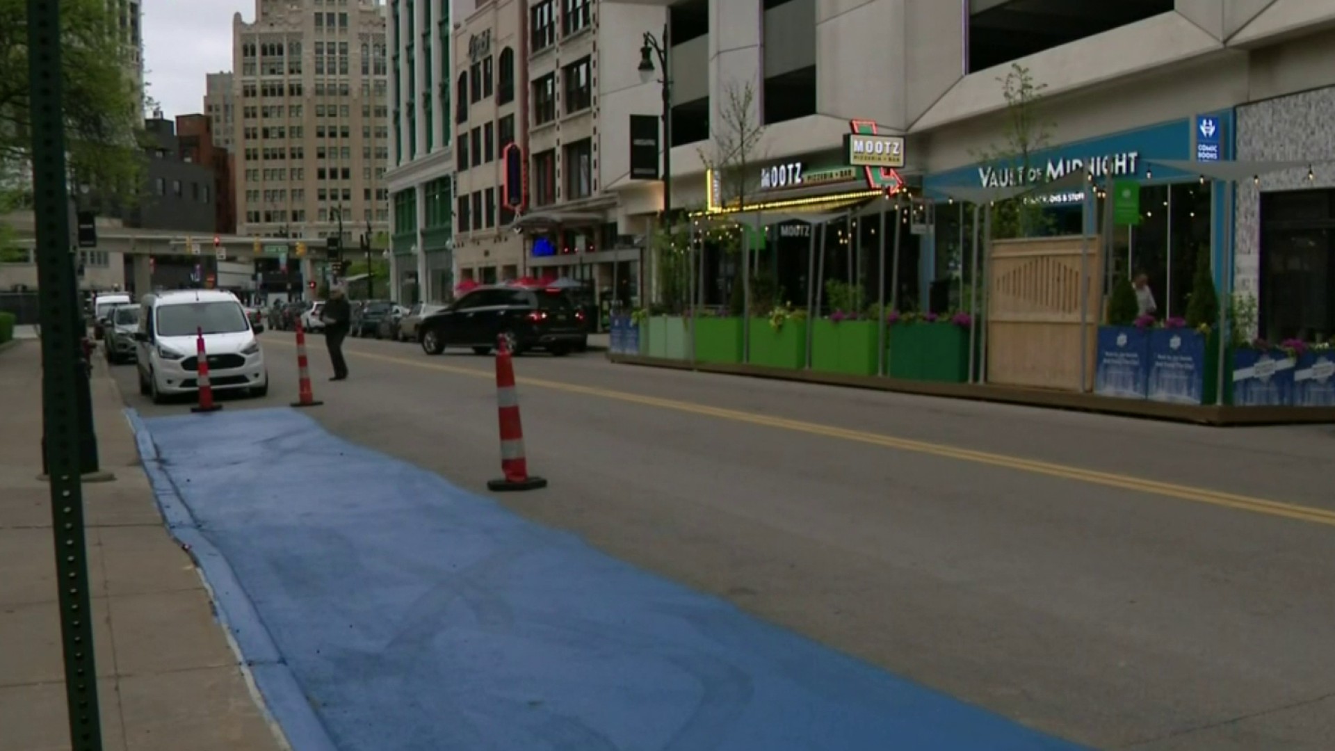 Detroit pizzeria owner paints handicap parking zone after customers get  $150 tickets