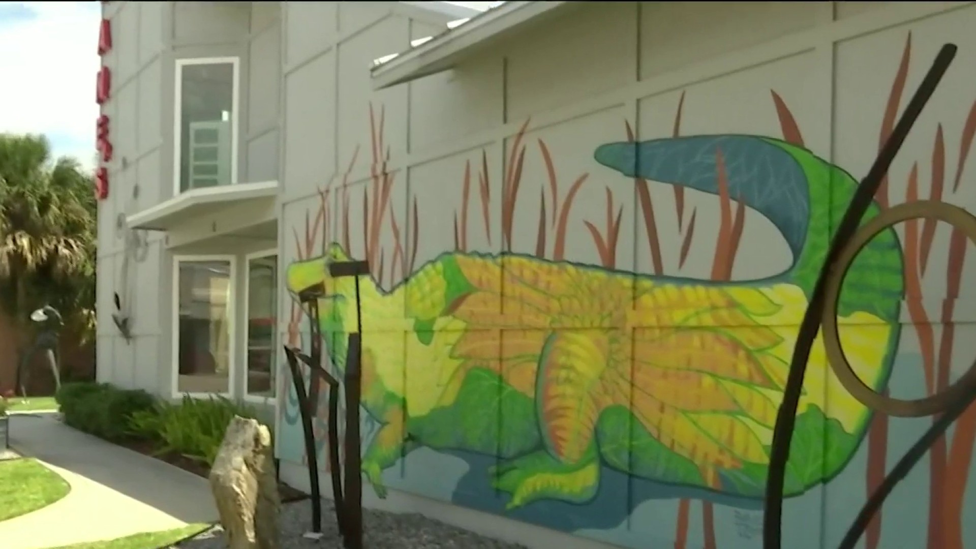 Downtown Palm Beach Gardens seeking artists for new mural wall