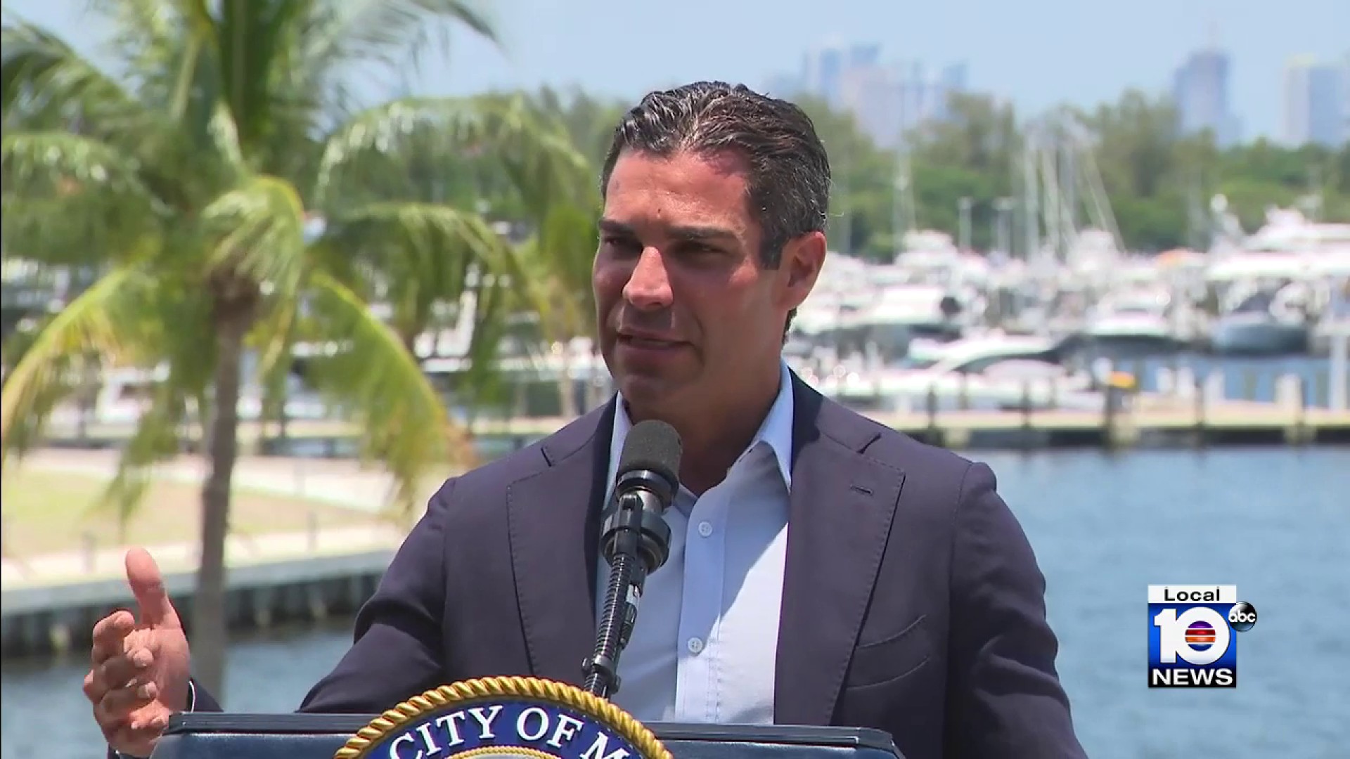 local10.com - Roy Ramos - Miami mayor welcomes buy now, pay later fintech Zilch to Brickell