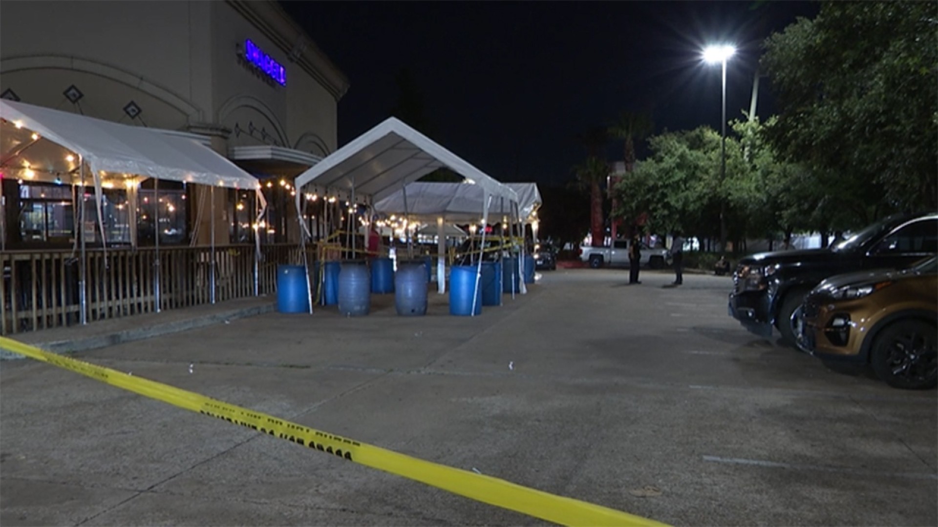 Two injured in drive-by shooting outside SW Houston club