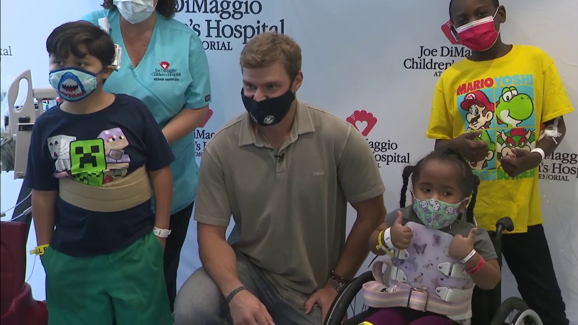 PHOTOS: Joel Quenneville takes Stanley Cup to Children's Hospital