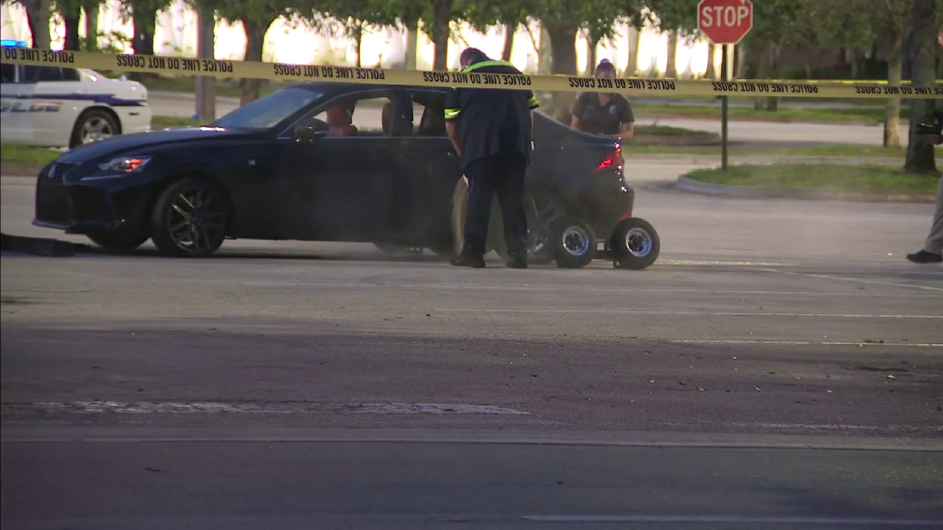 Shoplifter with knife causes Sawgrass Mills mall evacuation, police say