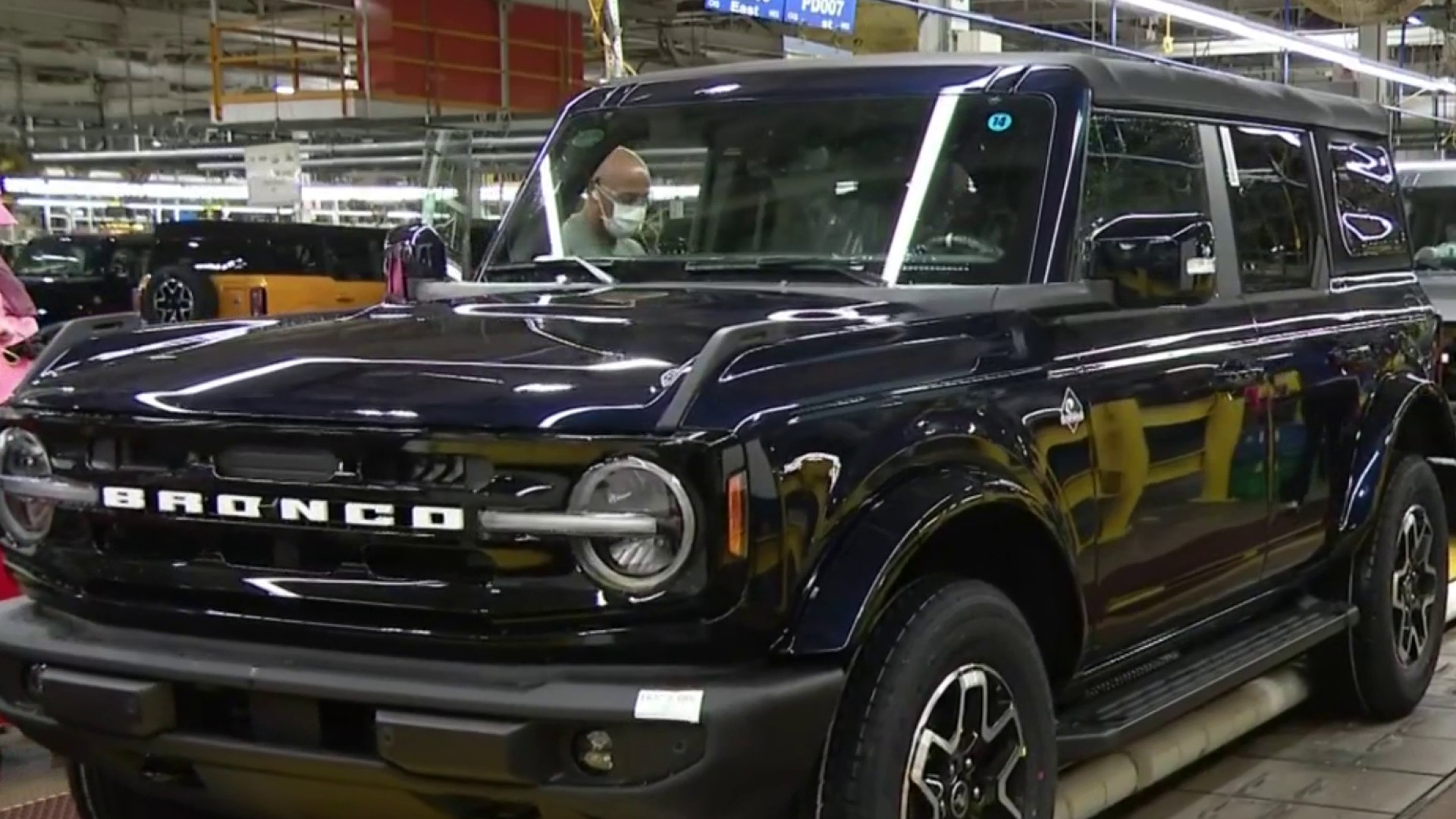 2021 Ford Bronco Specs & Tech  SUV Dealership Near Colonie, NY