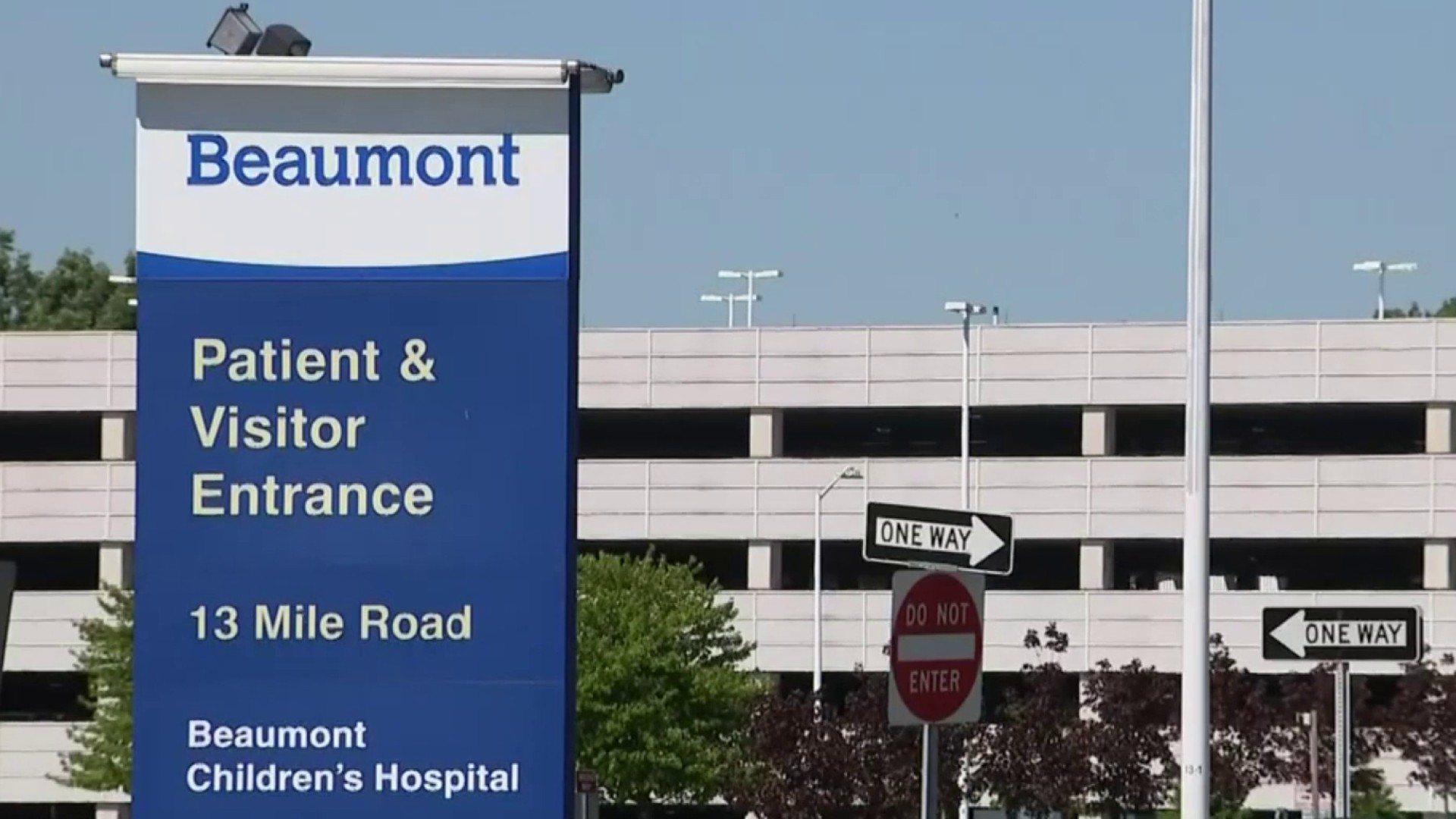 What the potential Beaumont Advocate Aurora merger could mean for patients employees