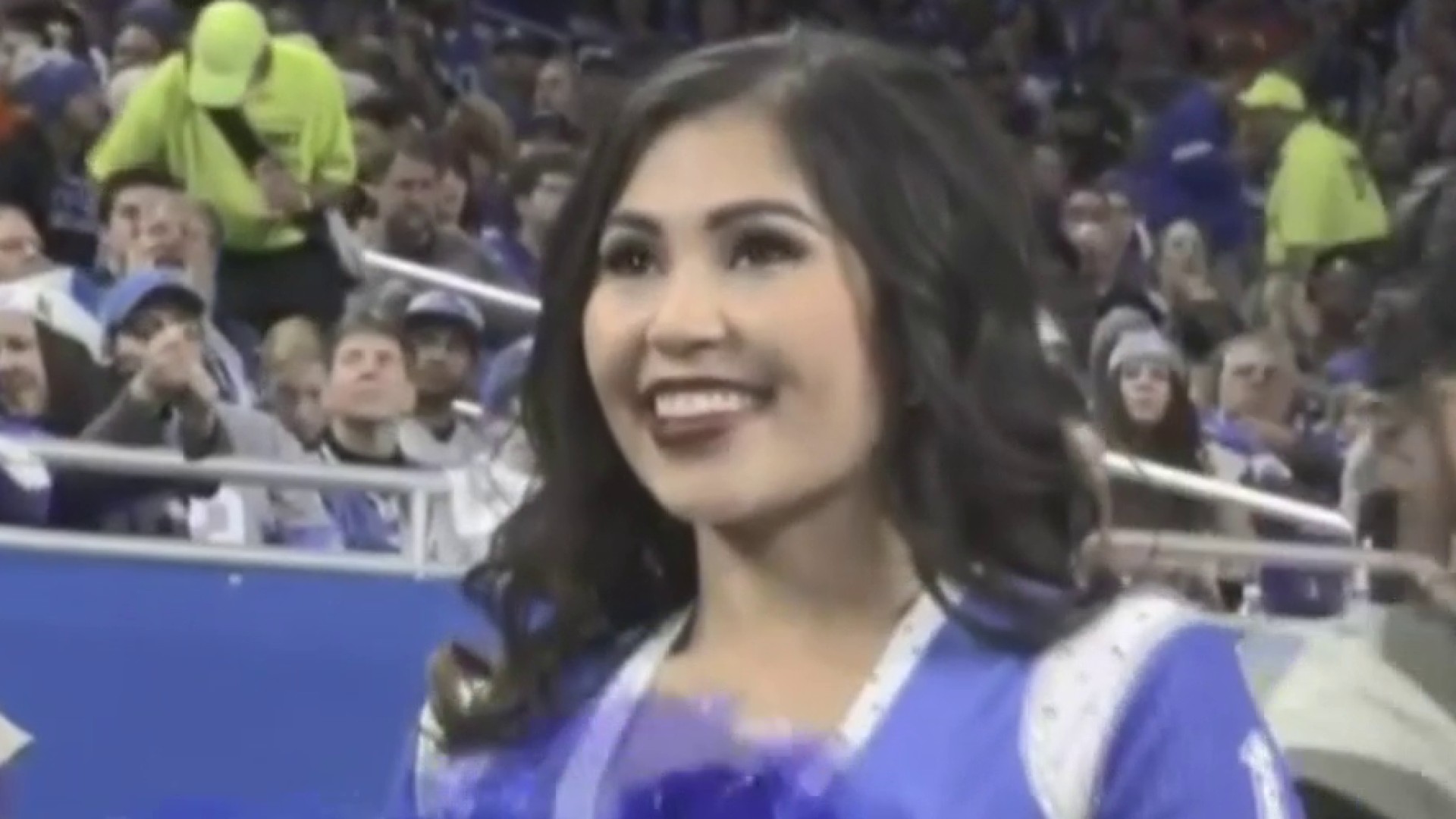 Lions Cheerleader Stole The Headlines Last Night