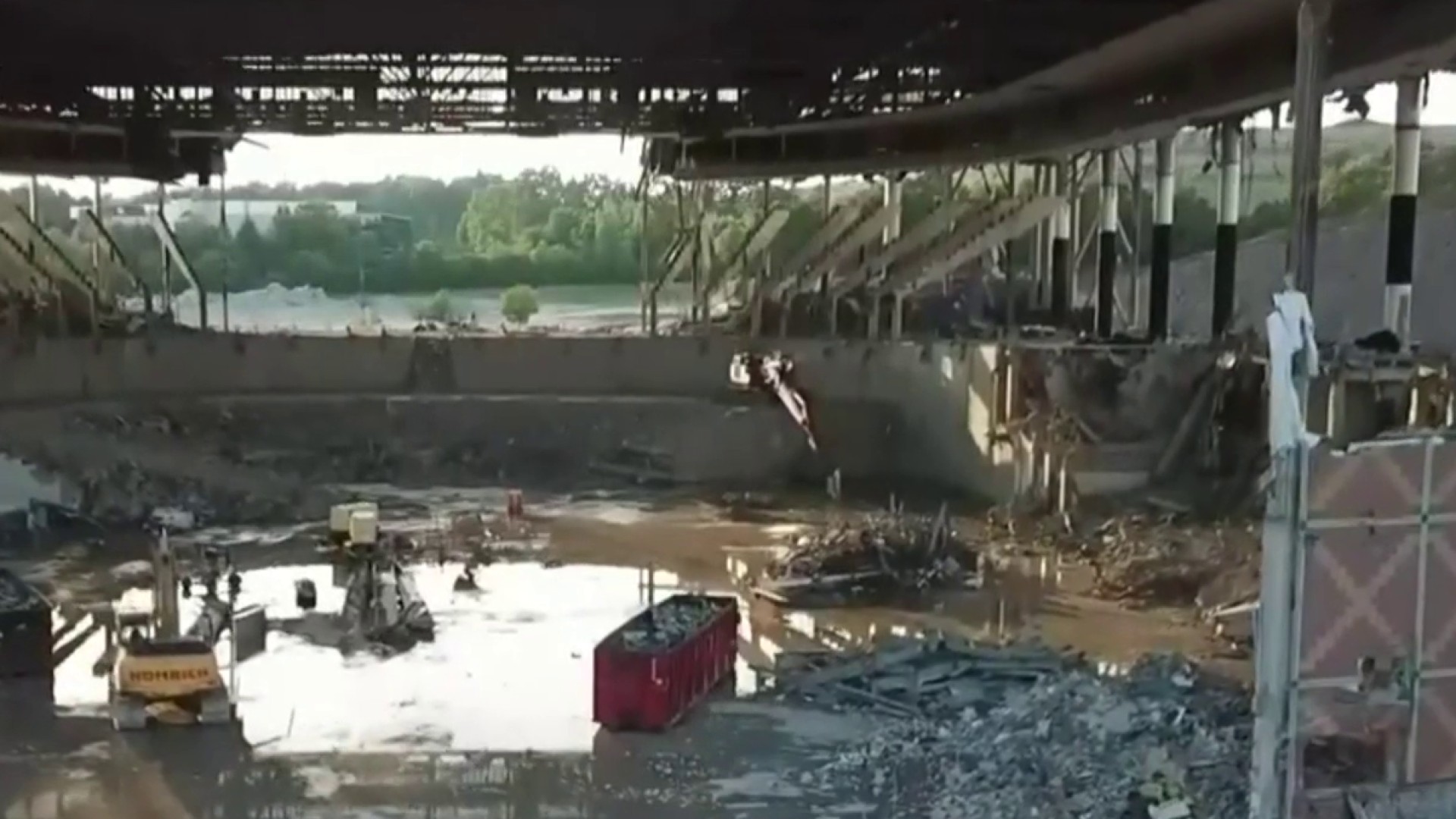 VIDEO: What's left of the Palace of Auburn Hills