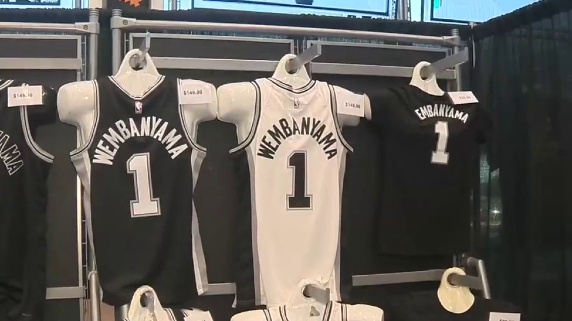 Victor Wembanyama jerseys fly off shelves at Spurs fan shop