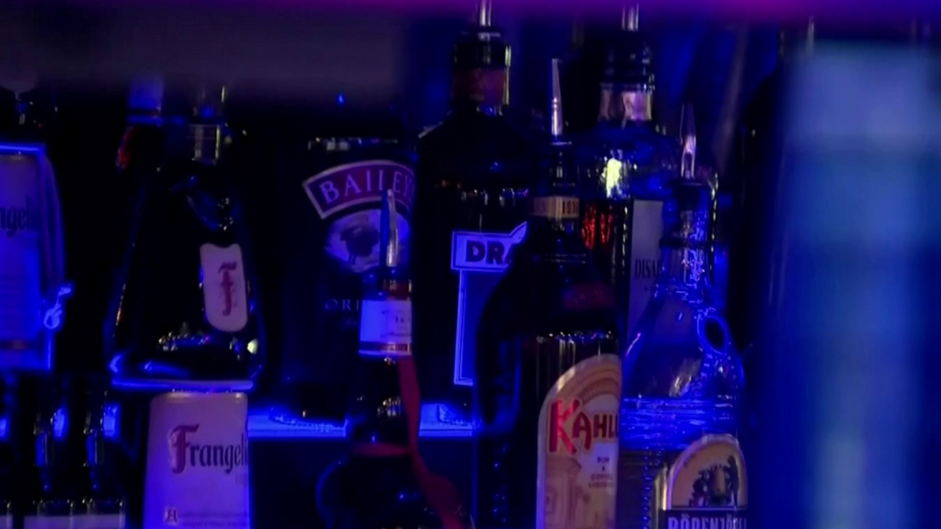 Michigan Bars Navigate Changing Rules Can Now Offer Alcohol To Go