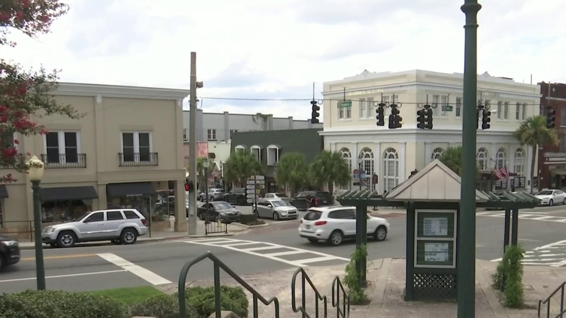 Turn down the music Loud noise still an issue in Mount Dora despite new ordinance
