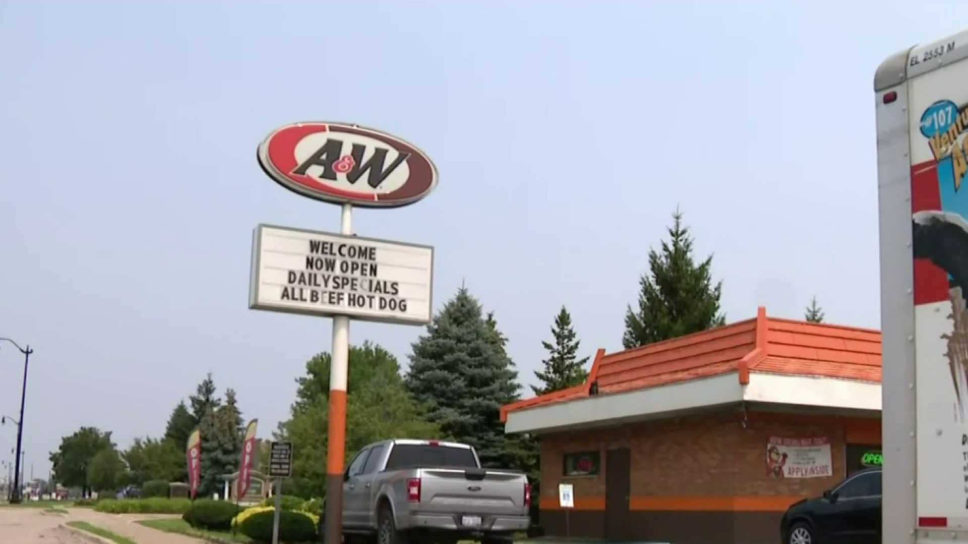 A W Restaurant In Taylor Sued After Teen Says She Never Received A Paycheck