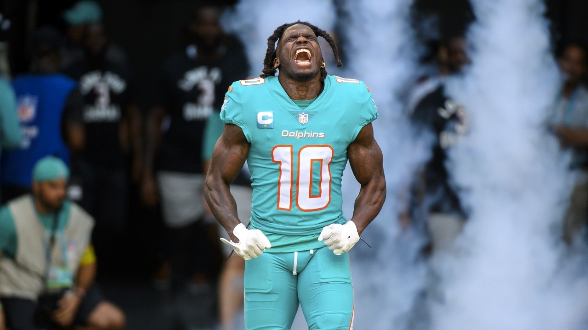 tyreek hill number dolphins