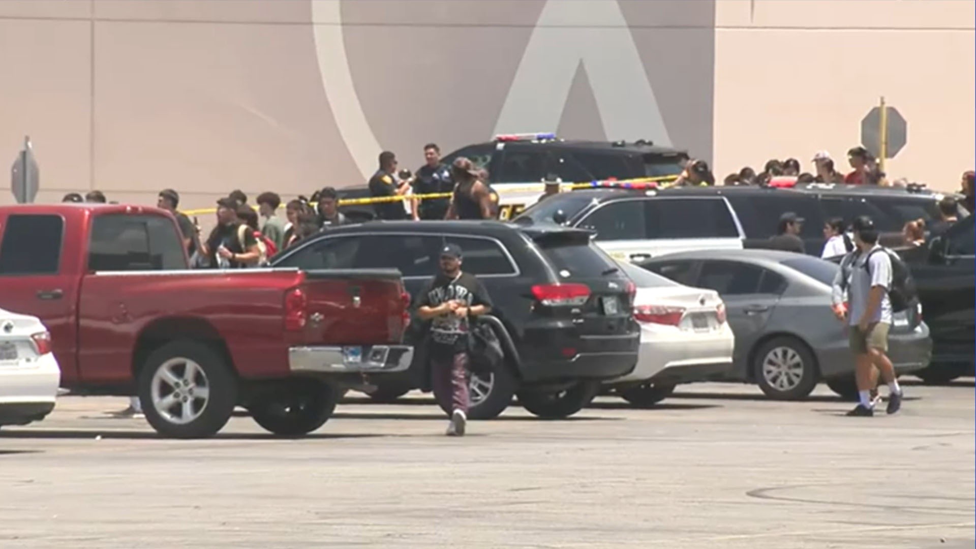 UPDATE: Man injured in shooting outside University Park Mall