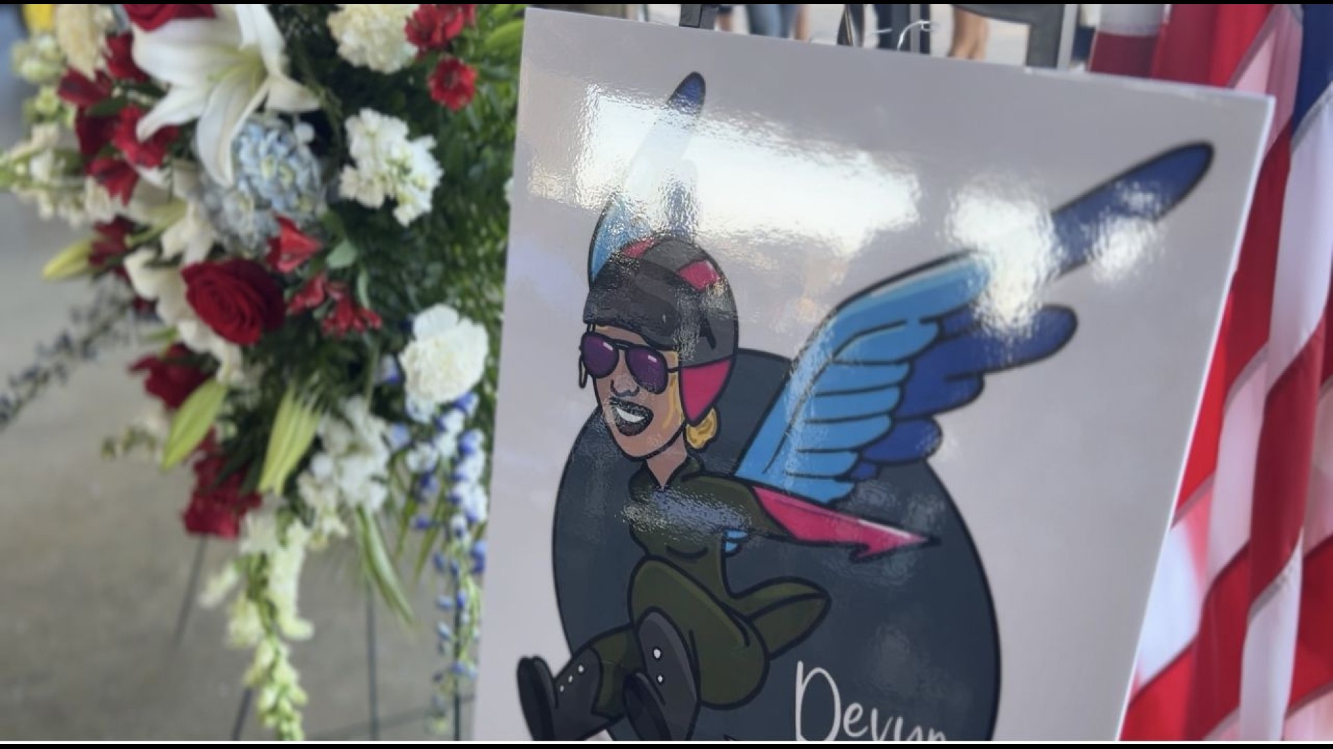 Hundreds honor New Braunfels pilot who died during plane crash in Wisconsin