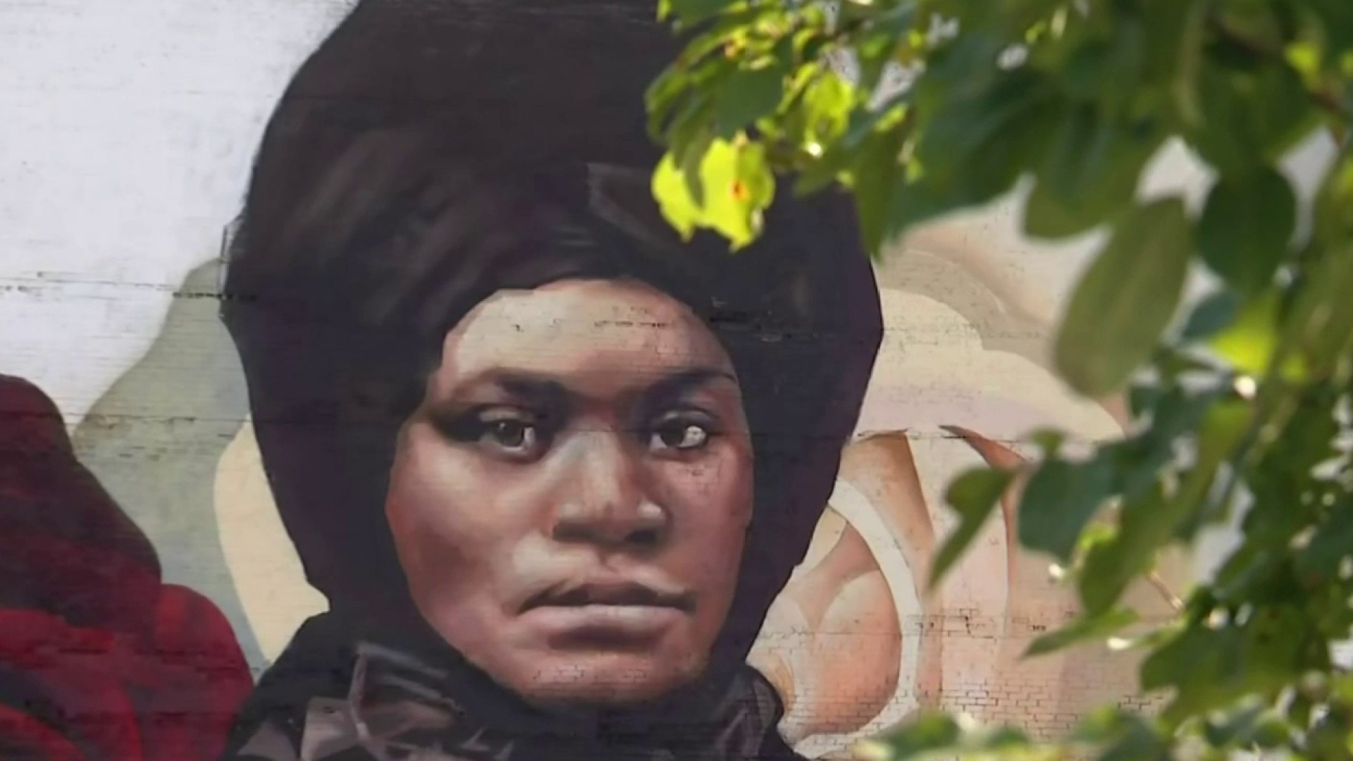 New Pontiac mural honors city's first Black property owner