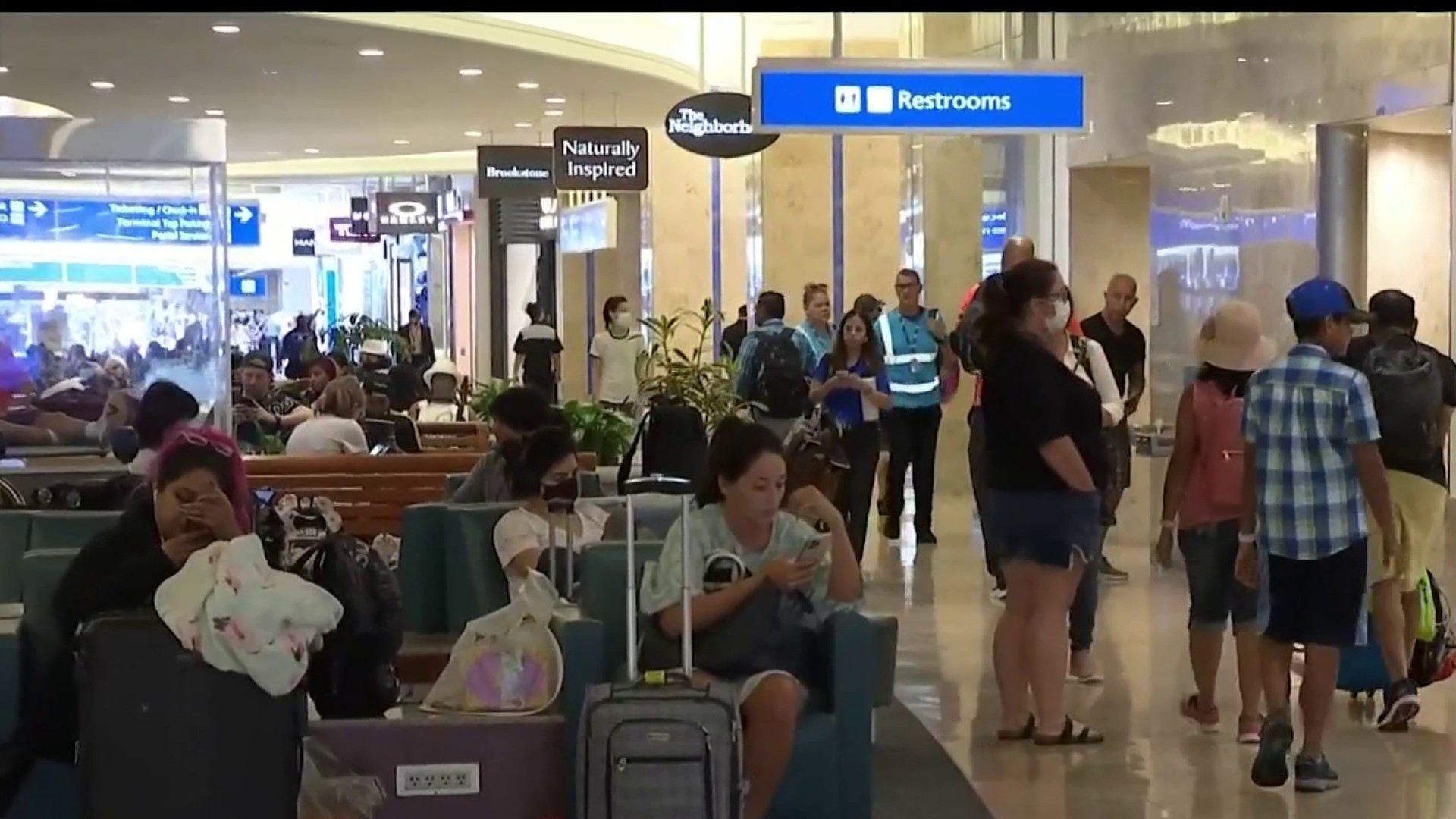 Thousands travel through Orlando International Airport on Labor Day