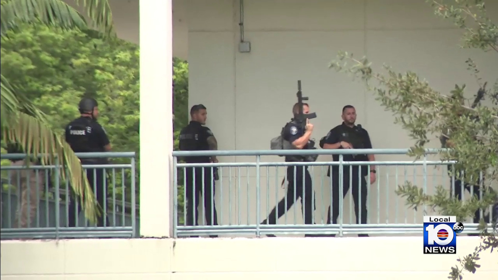 False call' prompts heavy police presence at Hollywood high school