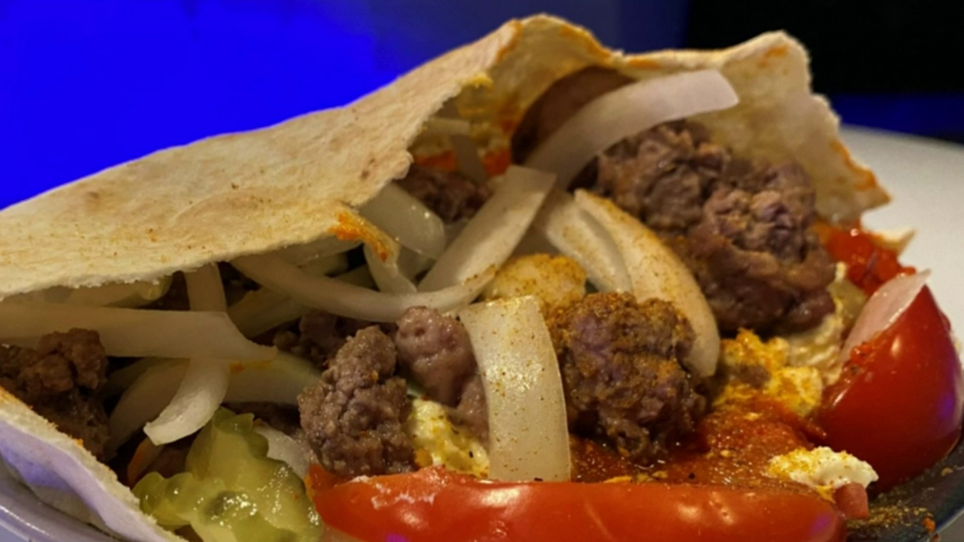 International Recipe Week: Jason makes Serbian burgers on Live in the D