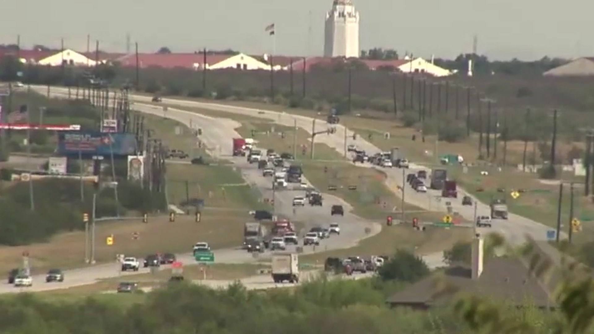 Drivers take a look at I10 widening project by TXDOT