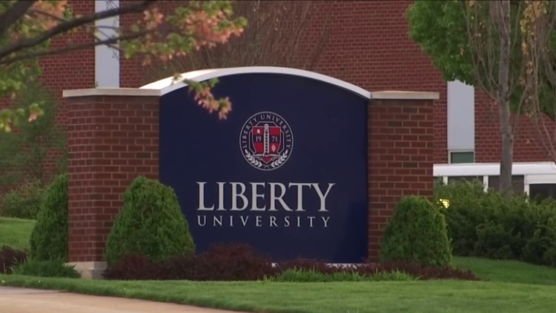 liberty university logo