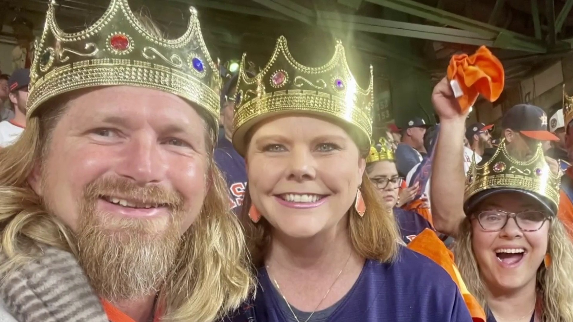 Astros fans bring hundreds of gold crowns to playoff games for King Tuck