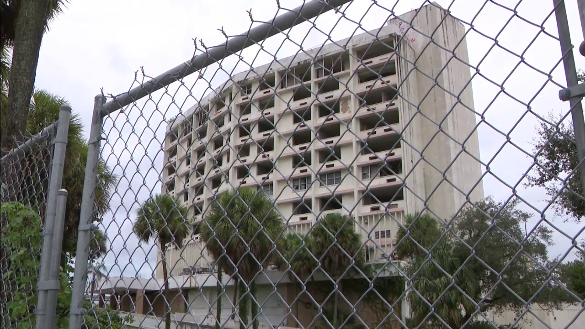 Deadly fall at abandoned Miami Gardens hospital raises old questions about  dangerous, dilapidated building