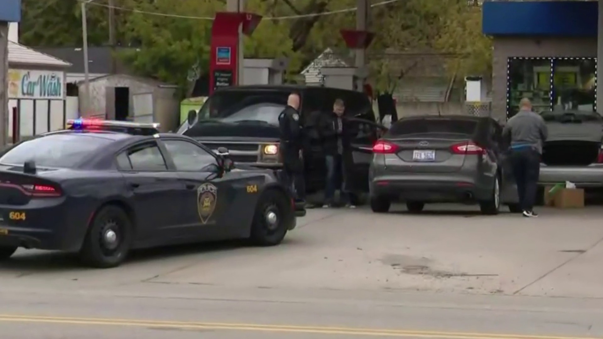 Police Chase Forces 2 Elementary Schools To Go On Brief Lockdown In Garden City