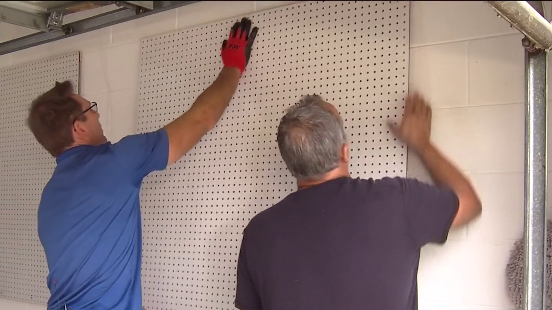 Want to Know How to Hang Wooden Peg Board Like a PRO?