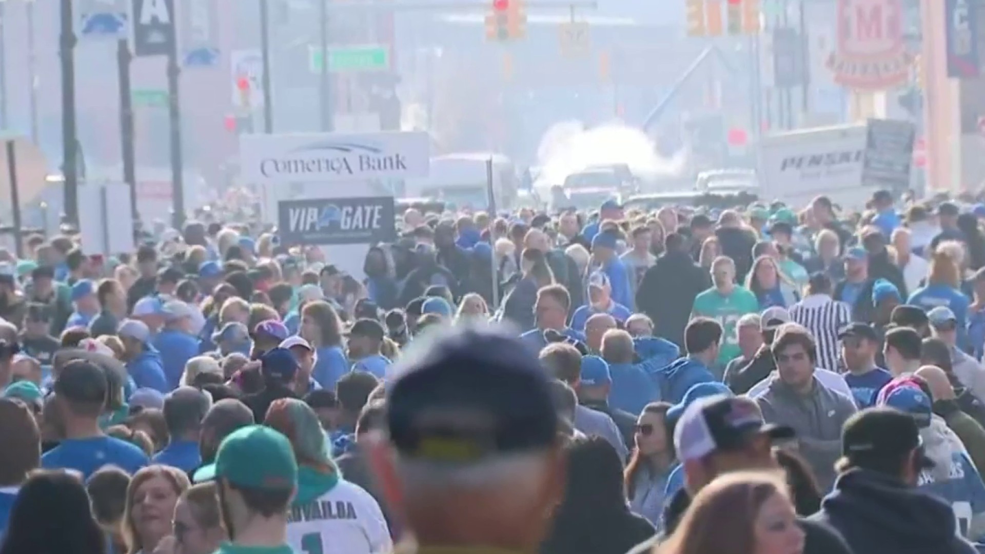 Detroit Lions Foundation collaborates with Gleaners Community Food Bank