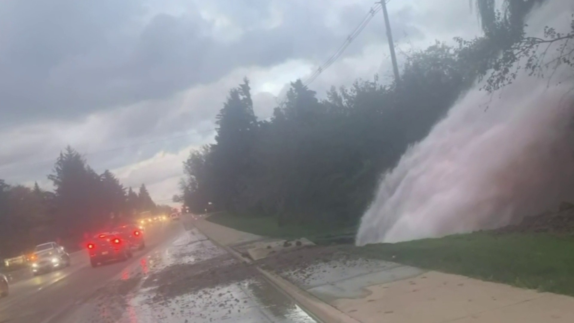 Hillsboro under boil advisory due to large water main break