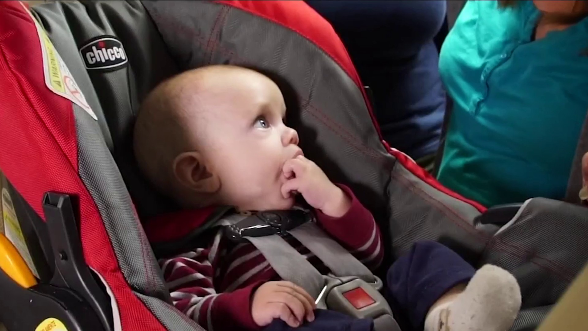 Safety experts push for winter car seat safety