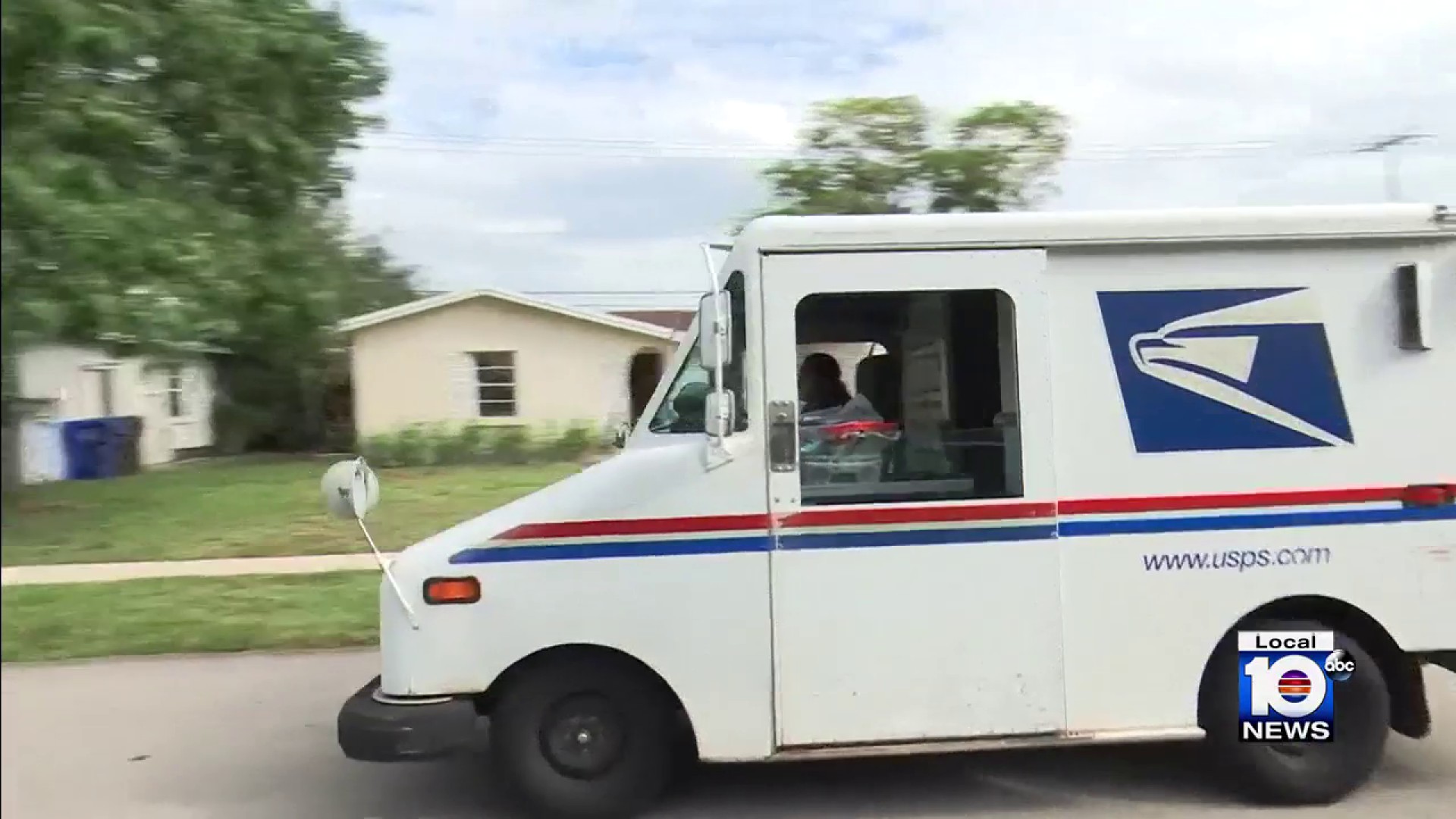 Residents report complaints against postal worker in Broward